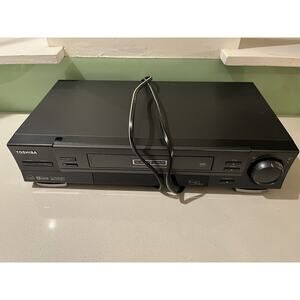 TOSHIBA W-714 VHS VCR Player *Remote Not Included* Works Great! Free Shipping!